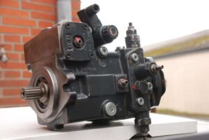 Hidraulikus szivattyú kramer 850-hez