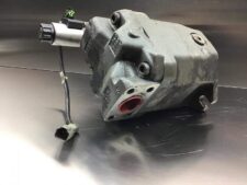 Liebherr hidraulikus szivattyú beépített elektromos érzékelővel