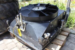 Hűtőradiátor ventilátorral liebherr r 924-hez