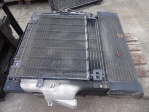 Intercooler hűtő mercedes-benz mp2-hez