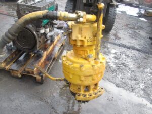 Jcb 330 kotrógép forgatómű reduktor