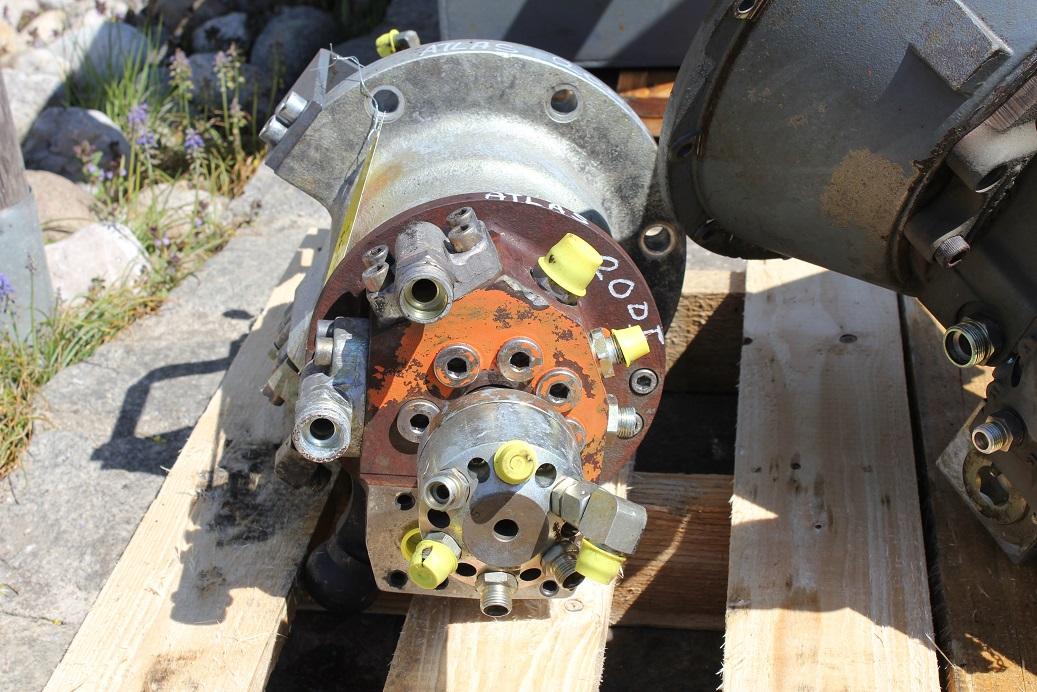 Atlas 2005 M-12 forgatómű reduktor