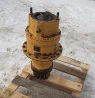 Forgó hajtómű Liebherr R938 kotrógéphez – Használt állapot