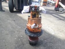 Fordítóáttétel Hitachi UH045 kotrógéphez
