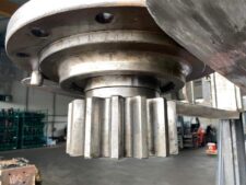 Fordulatszámcsökkentő Doosan DX27Z kotrógéphez