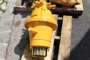 Liebherr r922 forgó hajtómű kotrógéphez