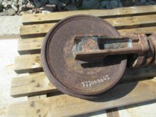 Vezetőkerék (Idler) Caterpillar 319DL-hez – Kód 777005642