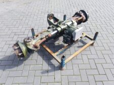 Első tengely Dana Spicer 357212127-001 komplett tartóval