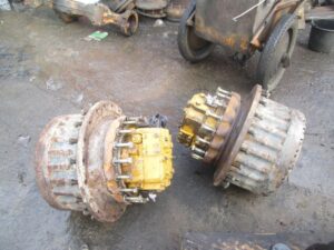 Végáttétel hajtófej komatsu pc200