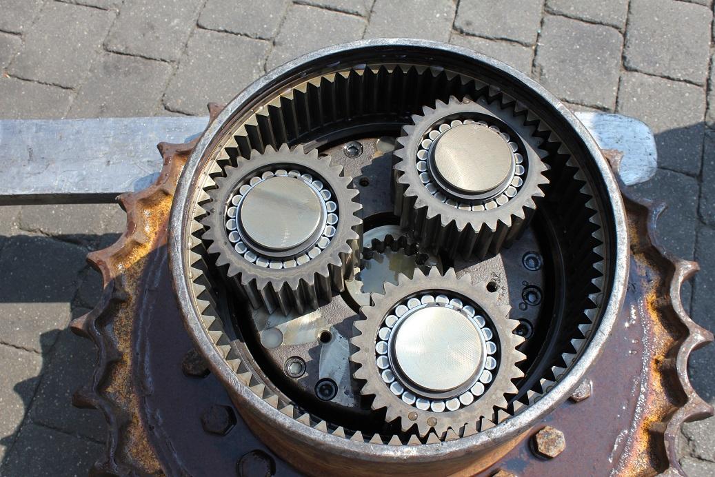Sennebogen SR 26 végáttétel
