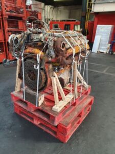 Használt deutz bf8l513 turbo ipari motor, palet roșu