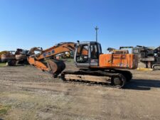 Fiat-Hitachi kotrógép bontás