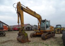 Eladó Liebherr lánctalpas kotrógép alkatrészek