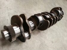 Főtengely / Kubota V3300 motor vibrochen