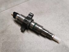 BOSCH 0445120007 INJEKTOR IVECO TEHERGÉPKOCSIHOZ VAGY CUMMINS MOTOROS GÉPEKHEZ 2830957