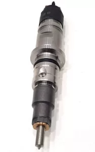 Bosch 0445120015 injektor iveco teherautókhoz és renault motoros gépekhez 5010477499