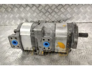 Komatsu 65px-12 bulldózer hidraulikus szivattyú 55057