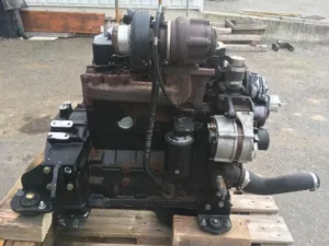 Teljes cummins b3. 9-c motor