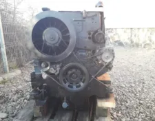 Teljes Deutz BF4L913 motor