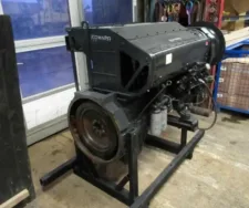 Teljes Deutz BF6L513RC motor